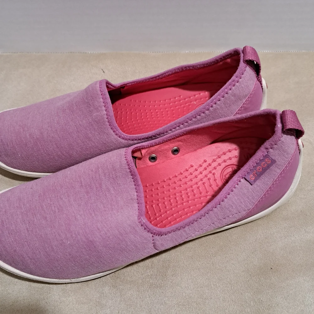 Crocks women walk shoes size 8 - Picture 16 of 17